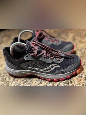 Saucony Excursion TR 15 Gray Pink Women’s US Size 9.5 Trail Running Shoes Hiking